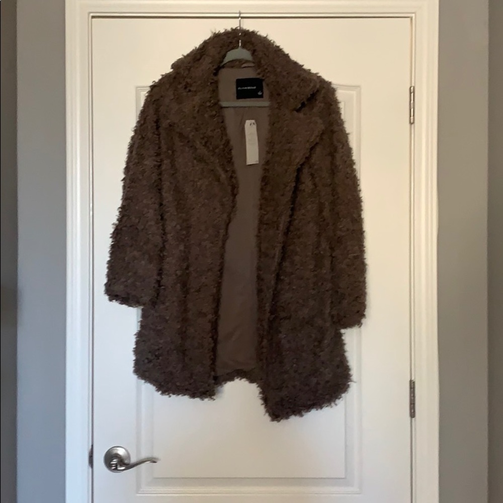Olivaceous 70’s vintage coat